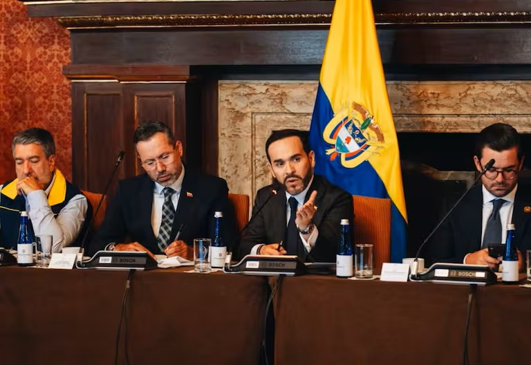 Abelardo de la Espriella: un inicio de mano dura alterado por el terremoto
